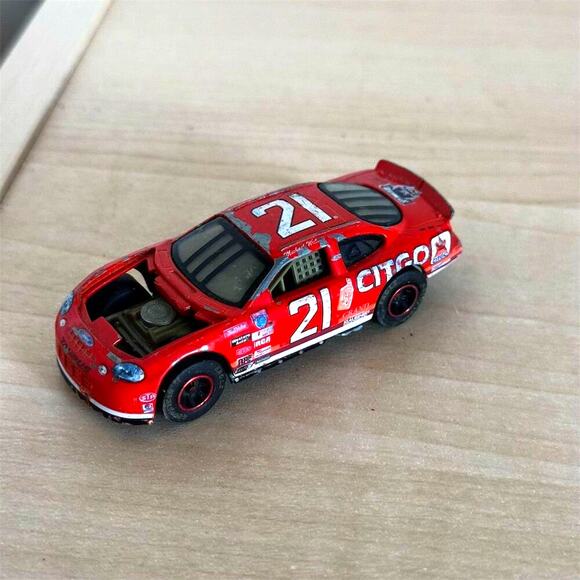 Vintage 90s Michael Waltrip #21 Citgo Autographed NASCAR Diecast Model Car - Picture 6 of 7